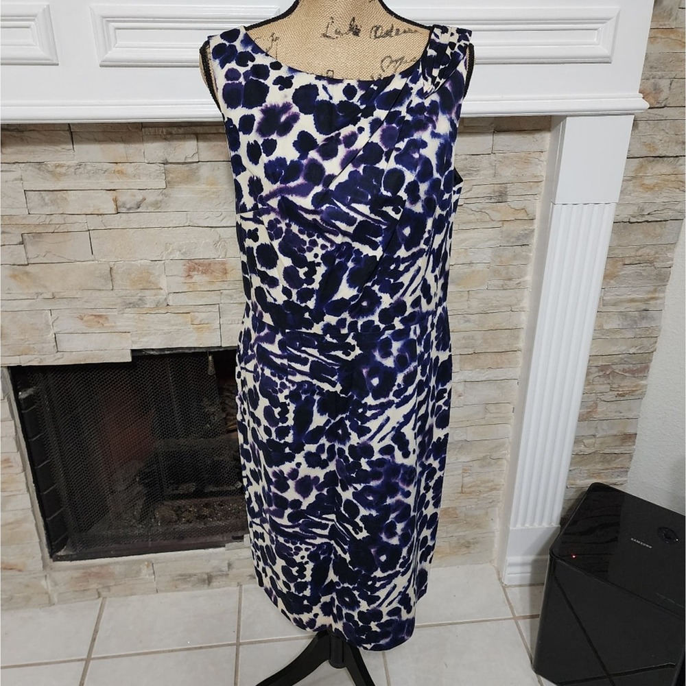 Ann Taylor‎ purple, black, and white watercolor pleated sheath dress size 12
